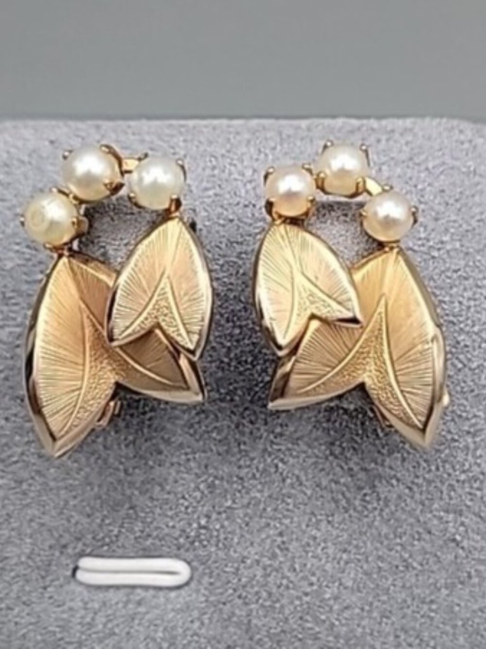 IPS Imperial Pearl Syndicate 1/20 12k GF Clip On Earrings Leaf & Genuine Pearls